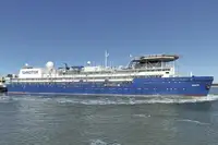 Schwimmendes Hotel zu verkaufen