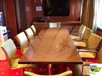 Kreuzfahrtschiff zu verkaufen