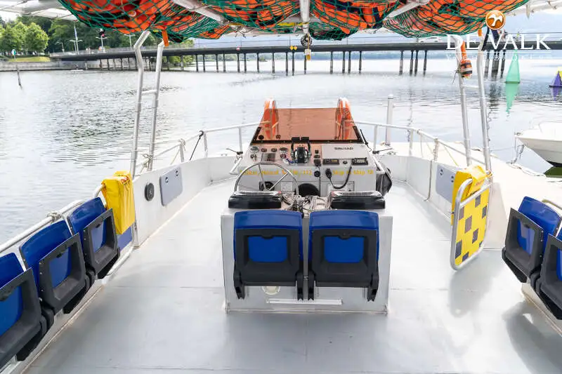 Fährschiff zu verkaufen