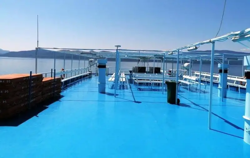 Kreuzfahrtschiff zu verkaufen
