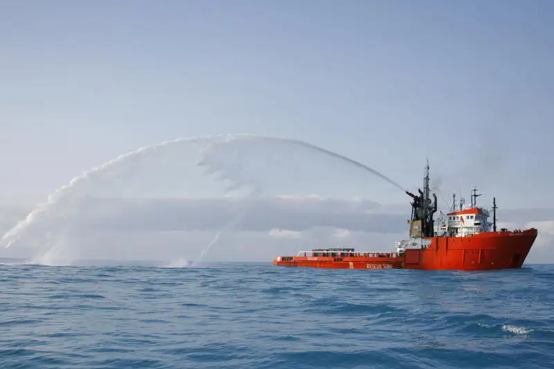 Schleppboot zu verkaufen