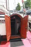 Schwimmendes Hotel zu verkaufen