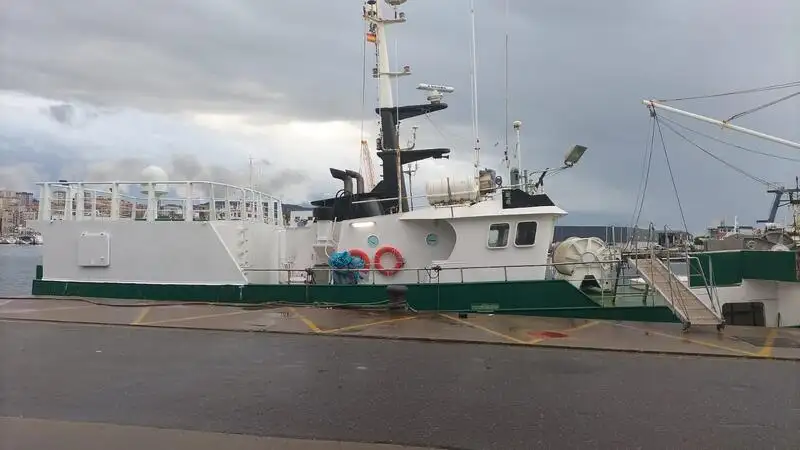 Trawler zu verkaufen