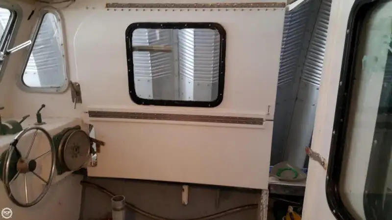 Trawler zu verkaufen