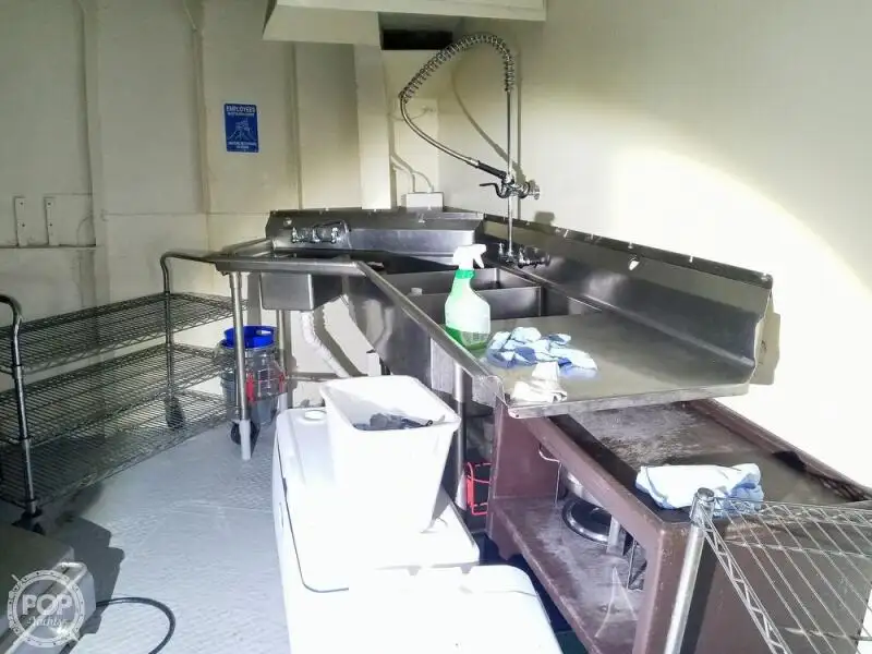 Kreuzfahrtschiff zu verkaufen