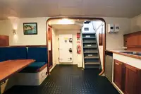 Rettungsschiff zu verkaufen