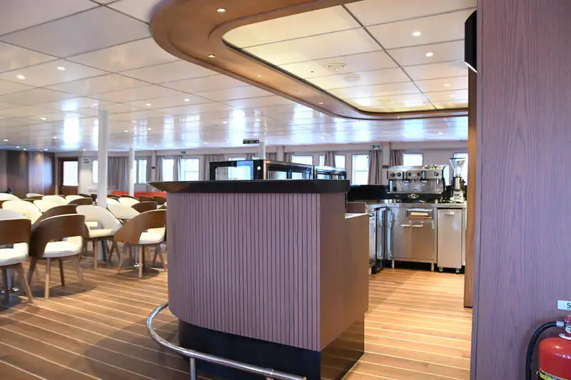 RoPax-Schiff zu verkaufen