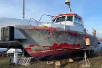 Feuerlöschboot zu verkaufen