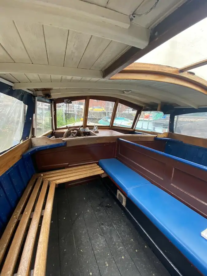 Fährschiff zu verkaufen