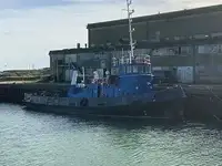 Schleppboot zu verkaufen