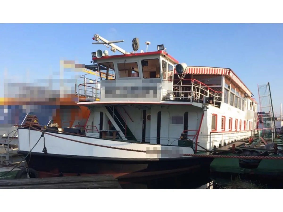 Containerschiff zu verkaufen