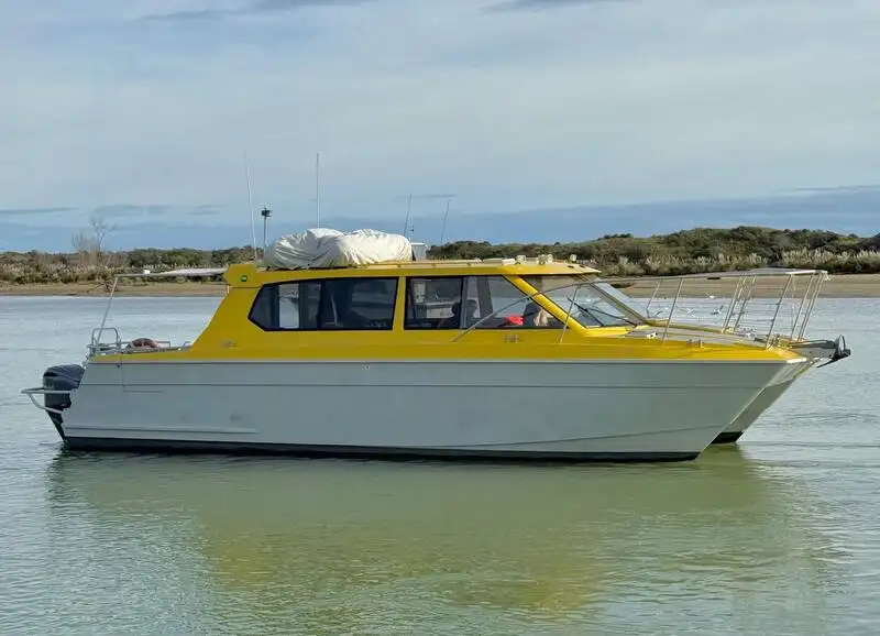 Motorboot zu verkaufen