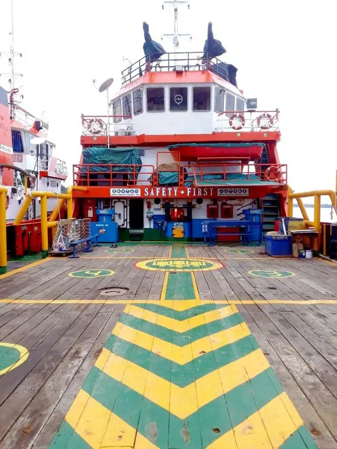 Schleppboot zu verkaufen