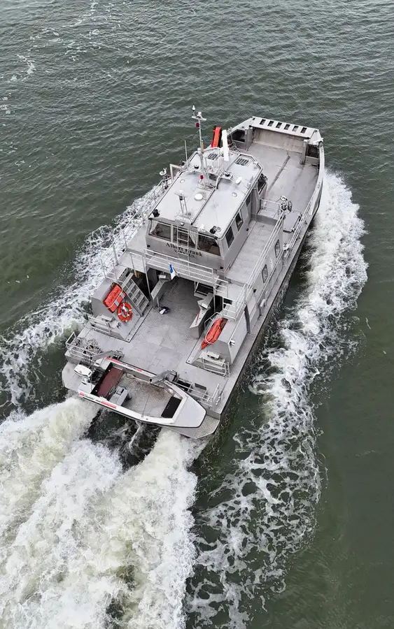 Katamaran zu verkaufen