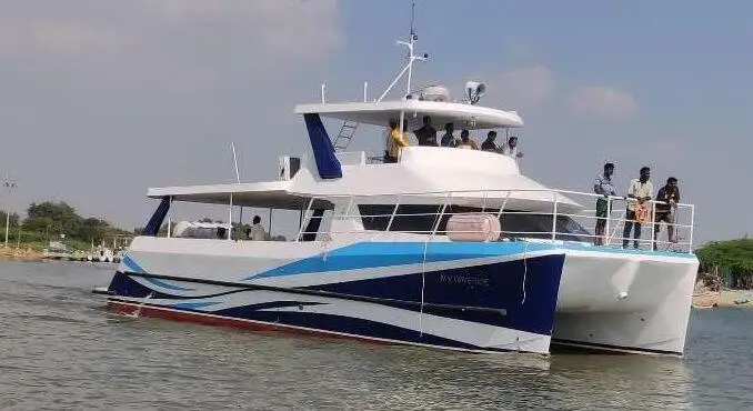 Motorboot zu verkaufen