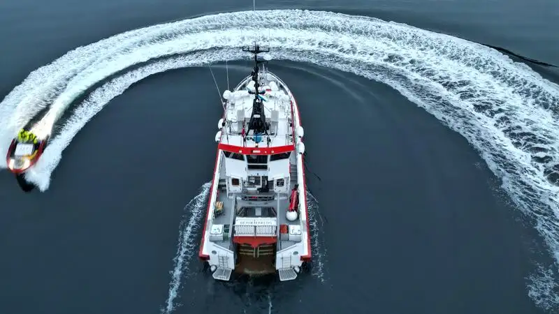 Schleppboot zu verkaufen