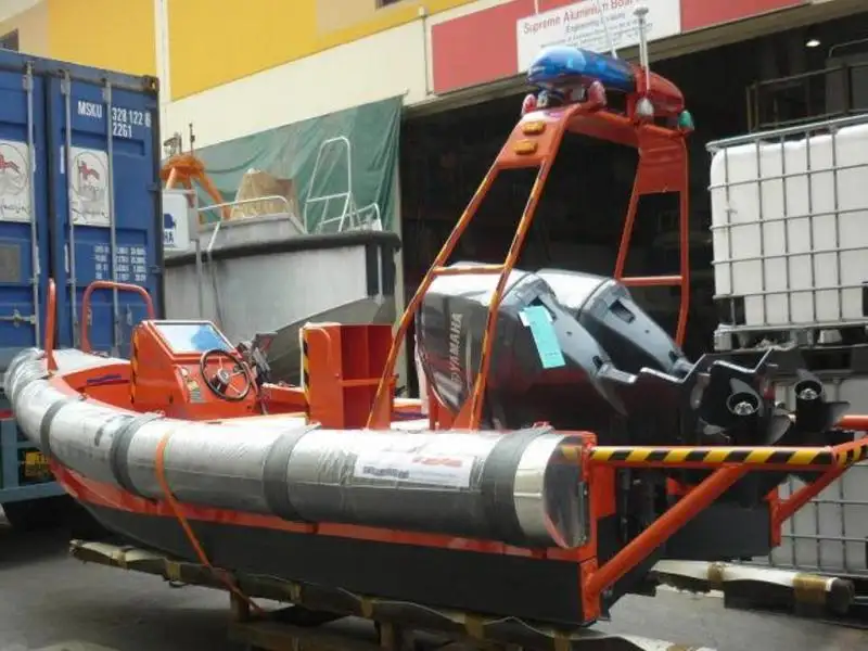 Rettungsschiff zu verkaufen