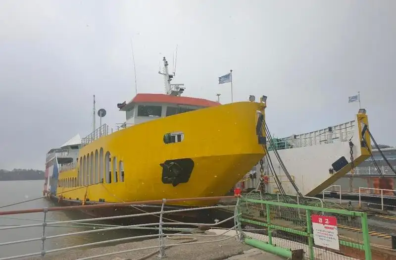 Landungsboot, Panzer zu verkaufen
