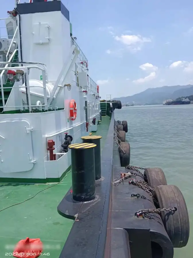 Schleppboot zu verkaufen