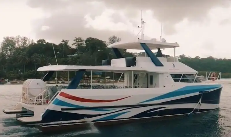 Motorboot zu verkaufen