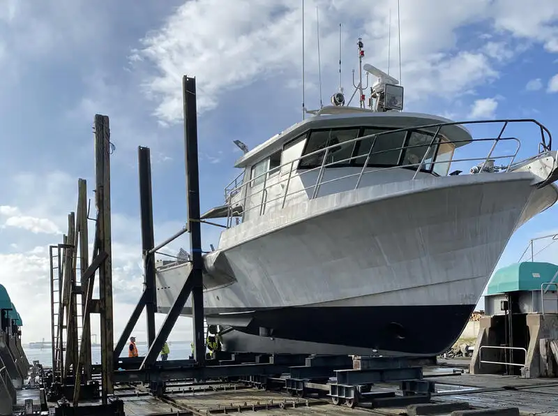 Fischverarbeitungsschiff zu verkaufen