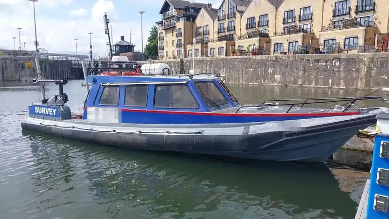 Vermessungsschiff zu verkaufen