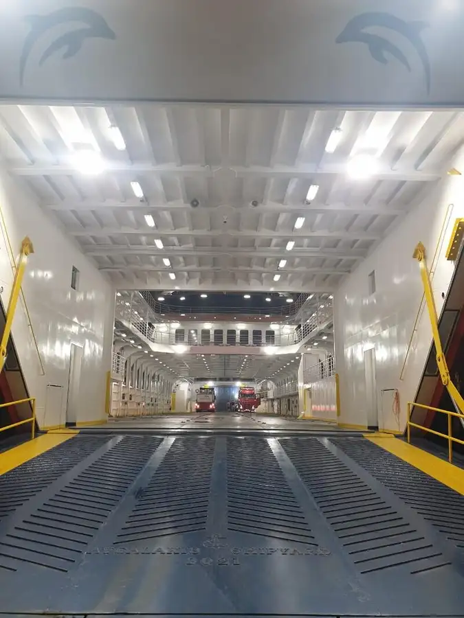 RoPax-Schiff zu verkaufen