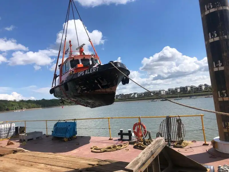 Vermessungsschiff zu verkaufen