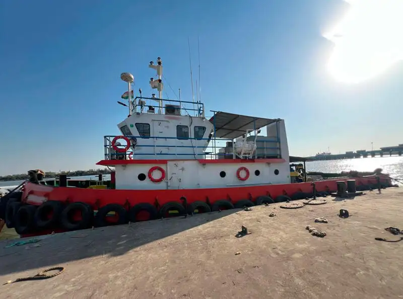 Schleppboot zu verkaufen