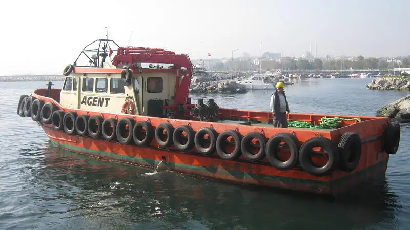 Schleppboot zu verkaufen