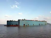 Schwimmdock zu verkaufen