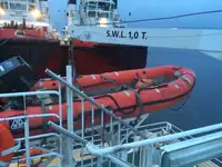 Motorboot zu verkaufen