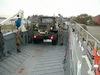 Landungsboot, Panzer zu verkaufen