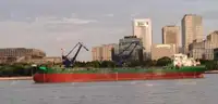 Frachtschiff zu verkaufen
