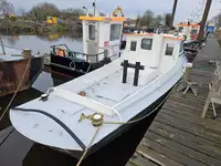Schleppboot zu verkaufen