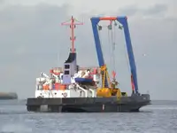 Arbeitsboote zu verkaufen