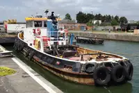 Schleppboot zu verkaufen