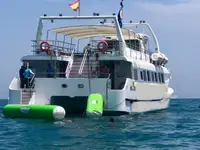 Fährschiff zu verkaufen