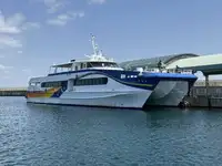 Katamaran zu verkaufen