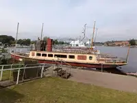 Fährschiff zu verkaufen